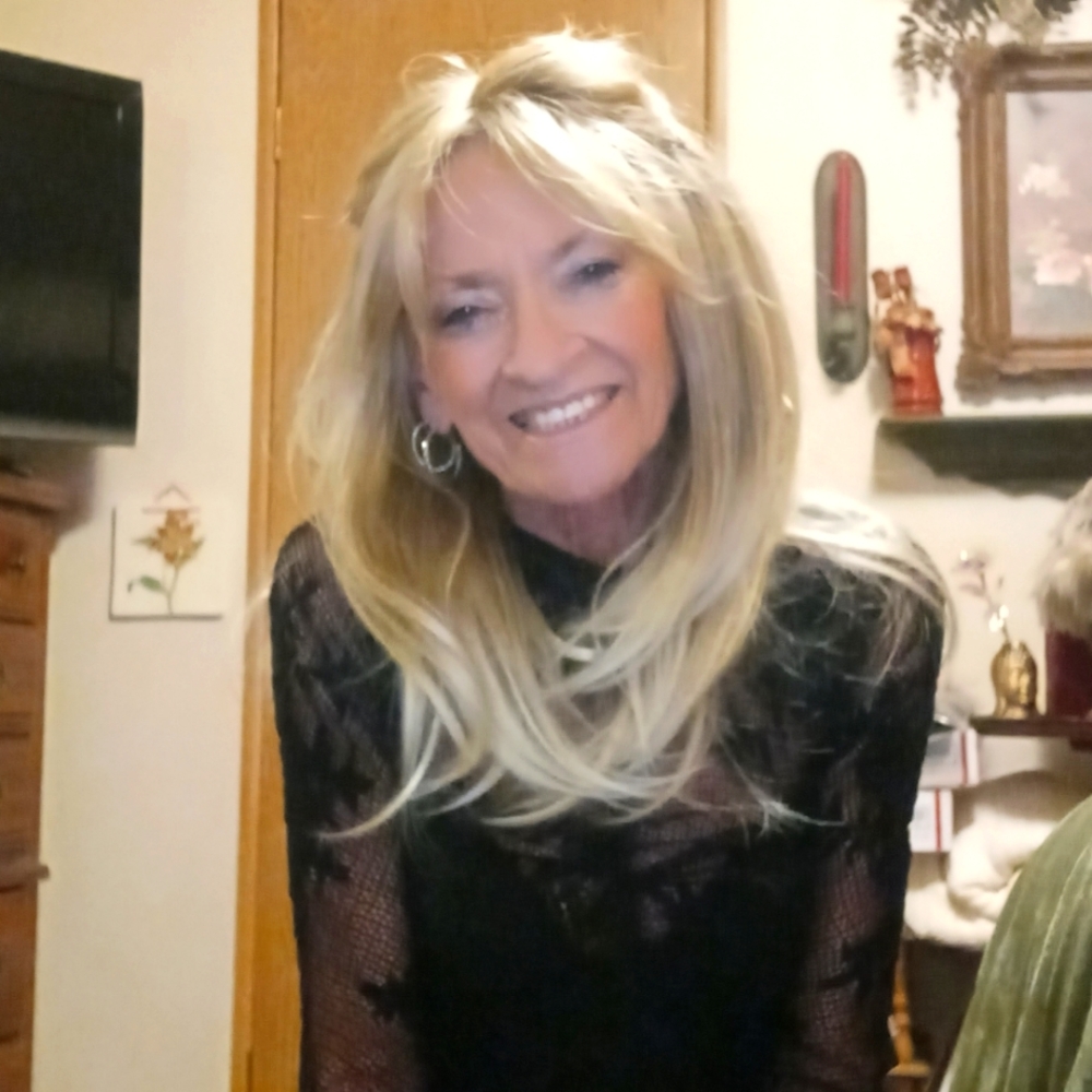 Meet your Posher, Kim marie